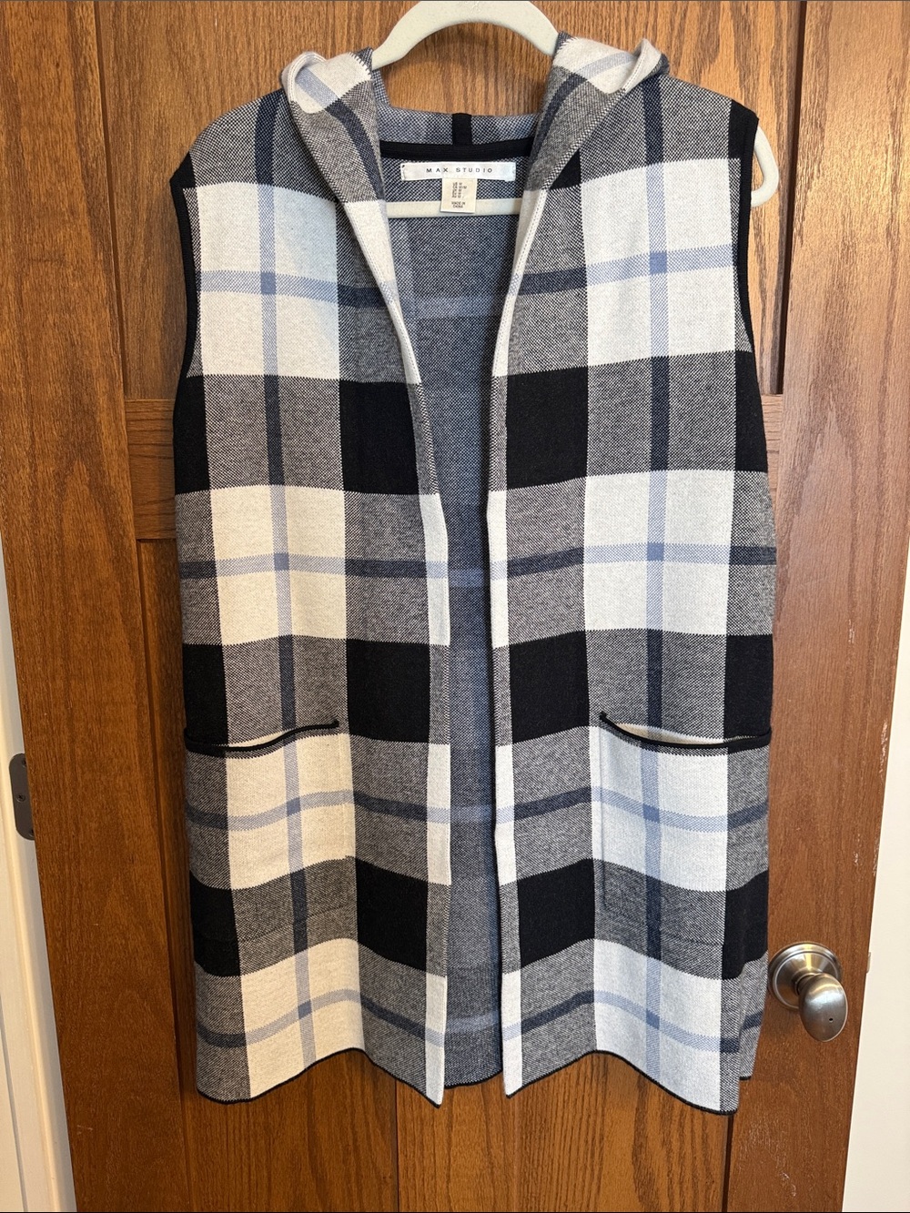 Max Studio Hooded Sleeveless Plaid Vest in Black, Gray Blue & White